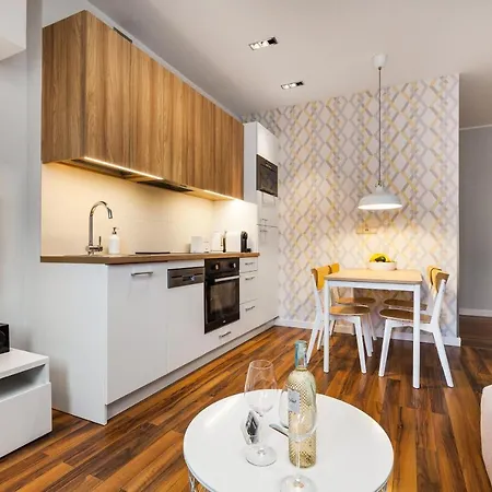 Black&white Free Parking Apartment *