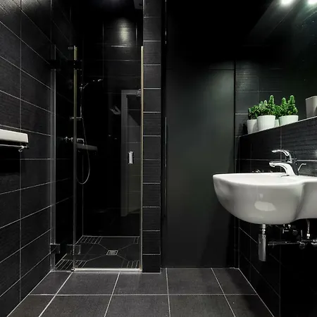 Black&white Free Parking