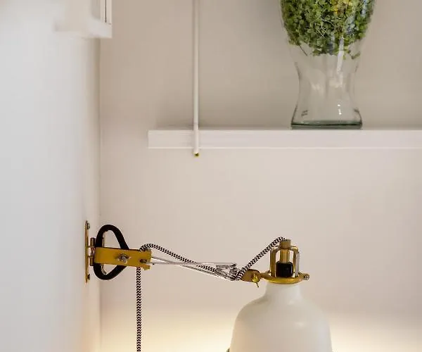 Black&white Free Parking *