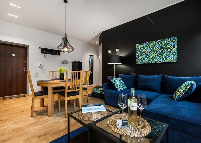 Black&white Free Parking Gdynia