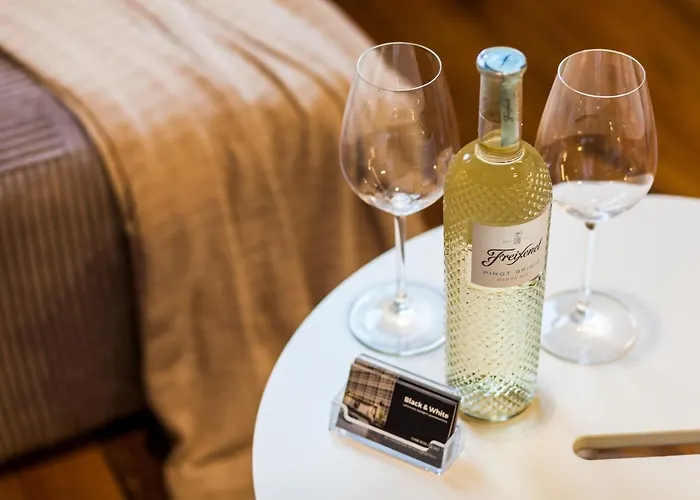 Black&white Free Parking * Gdynia